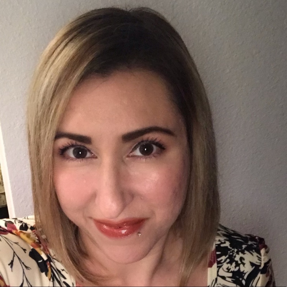 Meet your Posher, Elaine